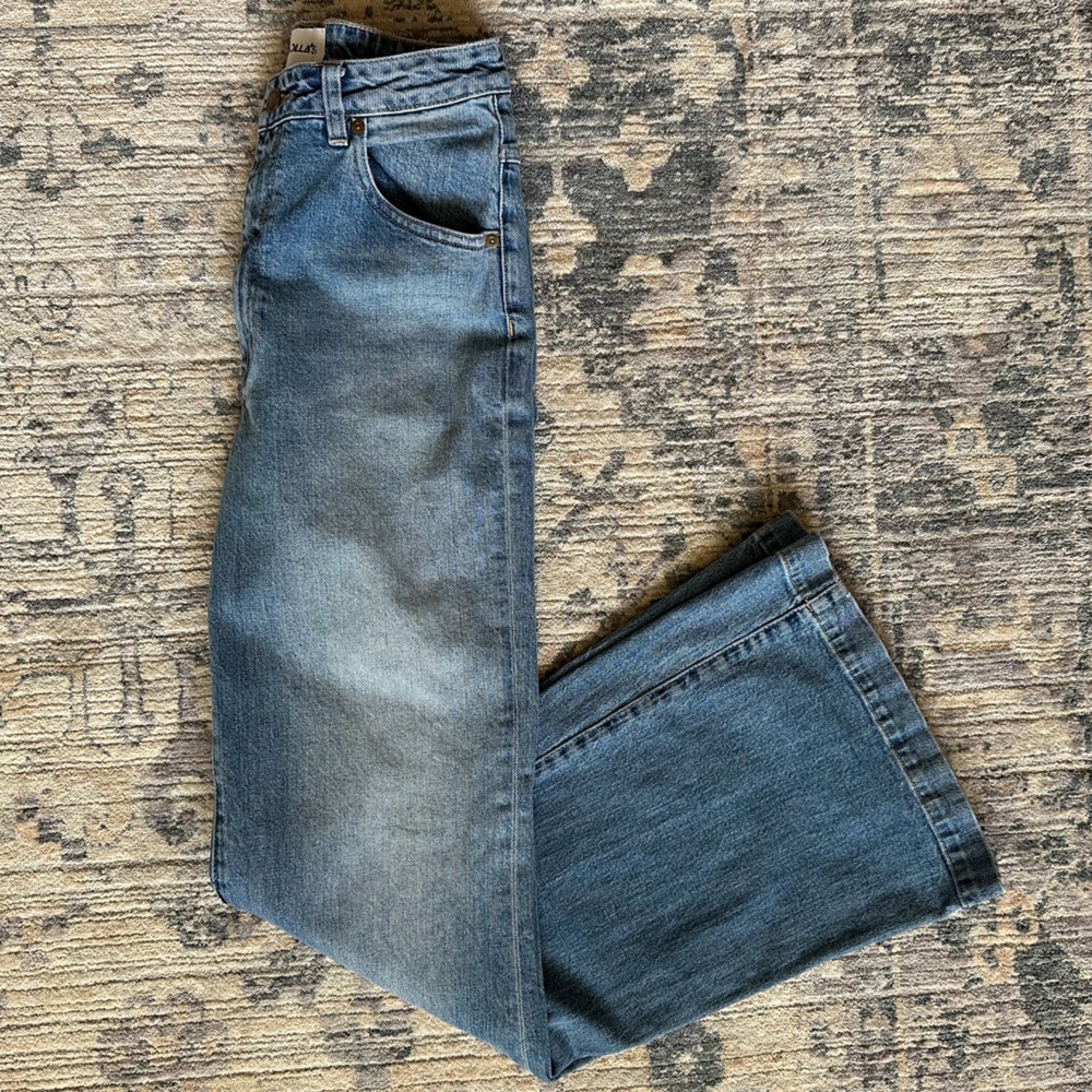 Rolla’s Eastcoast Flare Jeans - Size 28 (fit like 26)